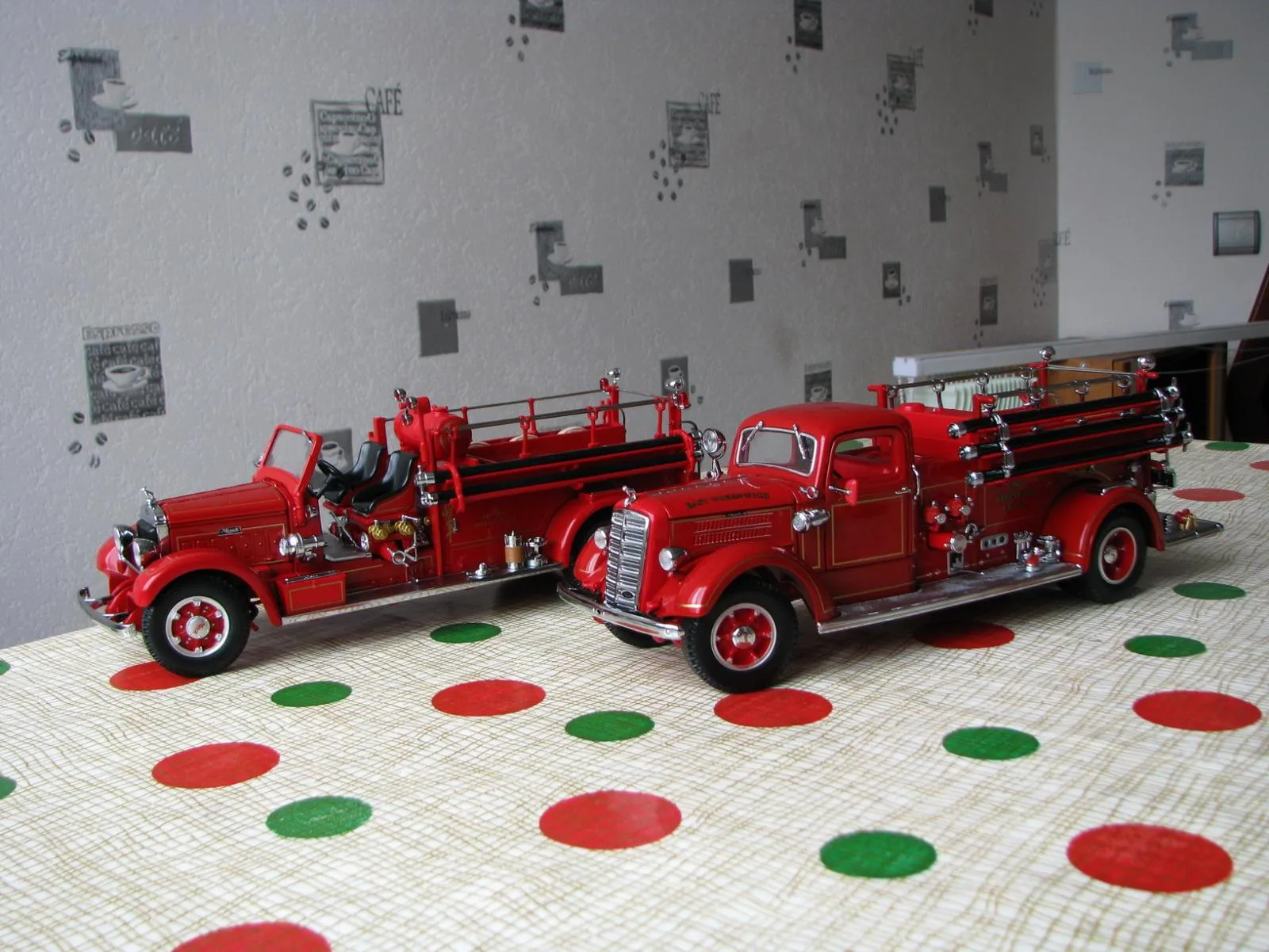 44761 diecast mack truck collection
