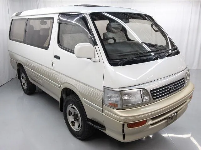 44764 jdm diecast skyline