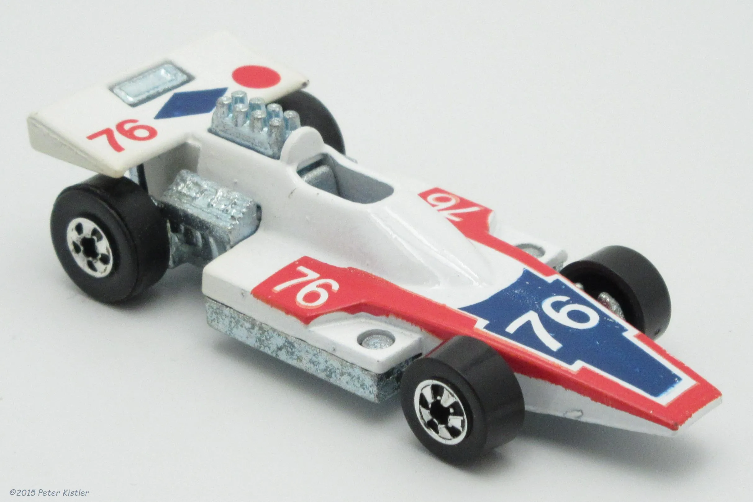 /img/44770-diecast-collection-display.webp