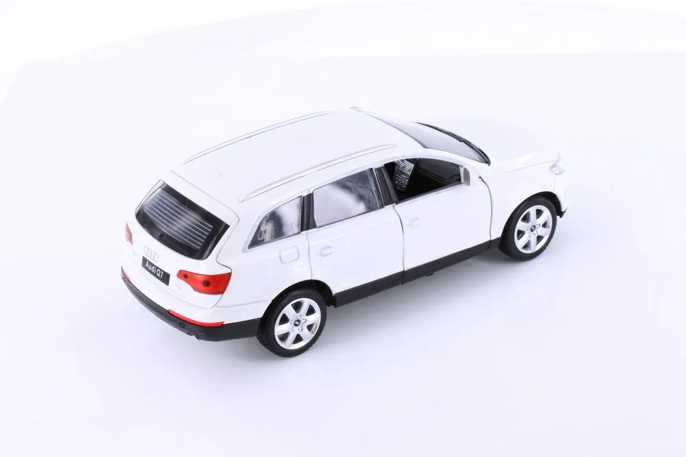 44774 audi q7 diecast model 2