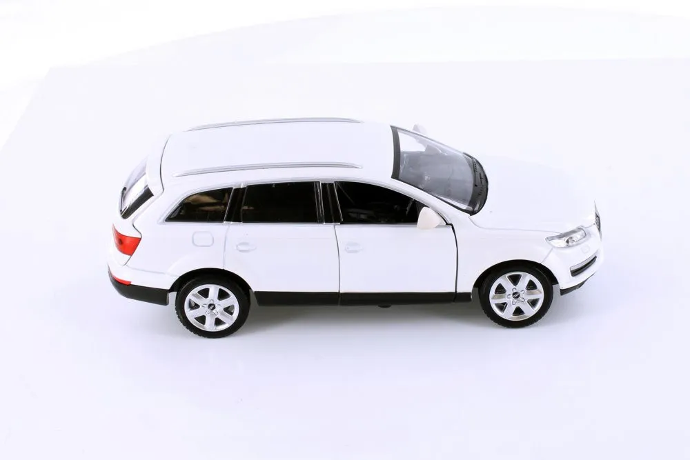 44774 audi q7 diecast model 4