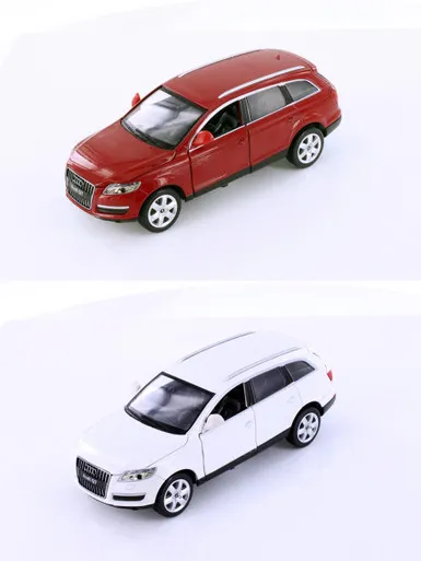 /img/44774-audi-q7-diecast-model-7.webp