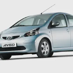 /img/44792-aygo-diecast-model-cleaning.webp