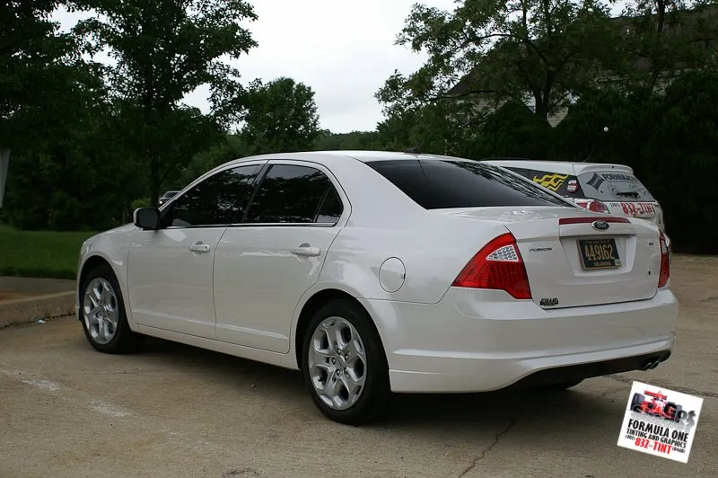 44796 2010 ford fusion diecast overview