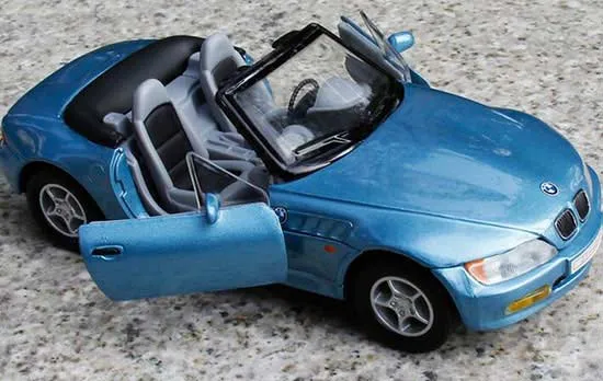 44807 diecast bmw z3 roadster detailing