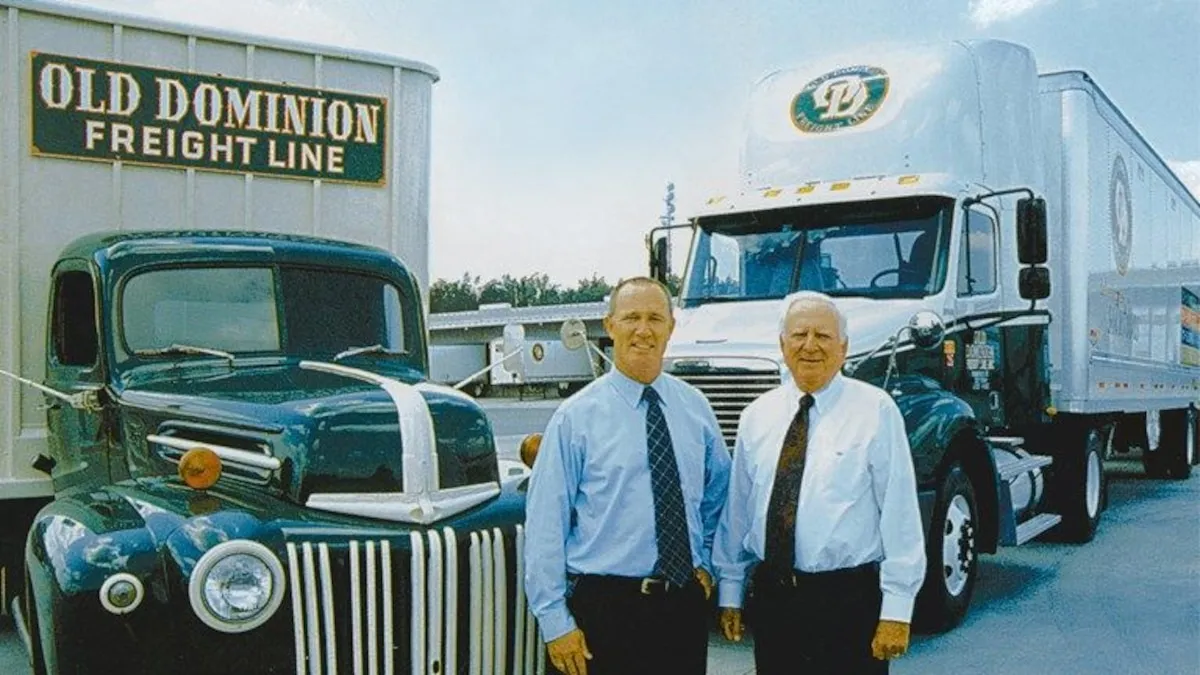 44808 odfl flatbed truck