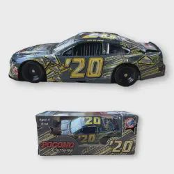 /img/44822-nascar-diecast-car-display.webp