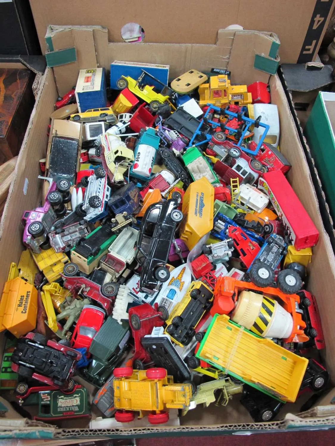 44823 diecast models for sale condition