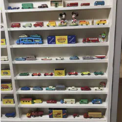 /img/44824-diecast-cars-marketplace.webp
