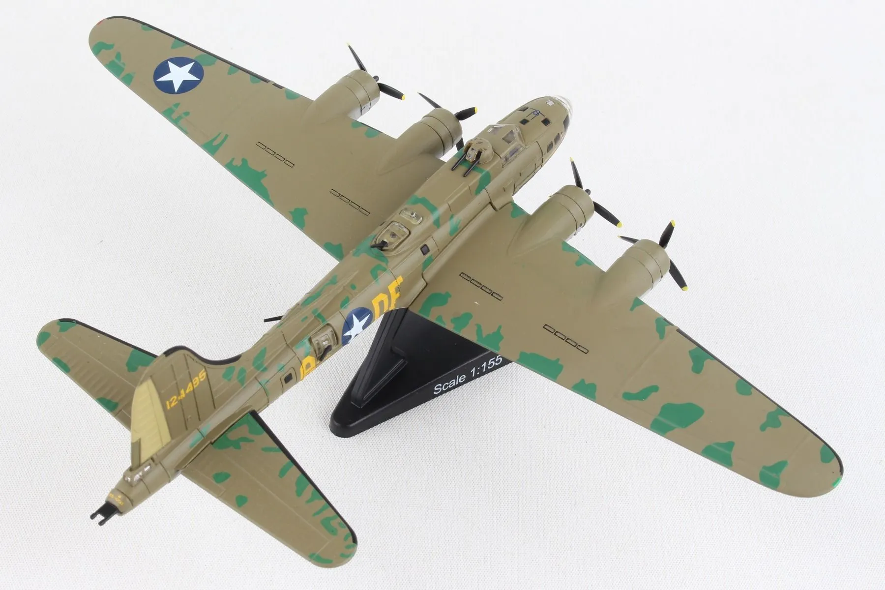 44828 memphis belle diecast model features