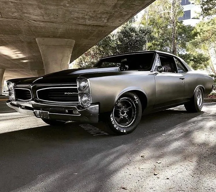 44860 carroll shelby diecast figure