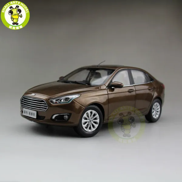 44866 ford escort diecast model1
