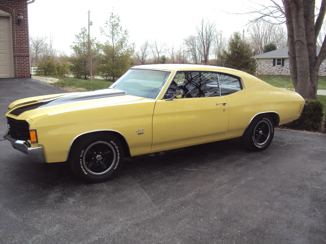 44914 diecast 72 chevelle packaging