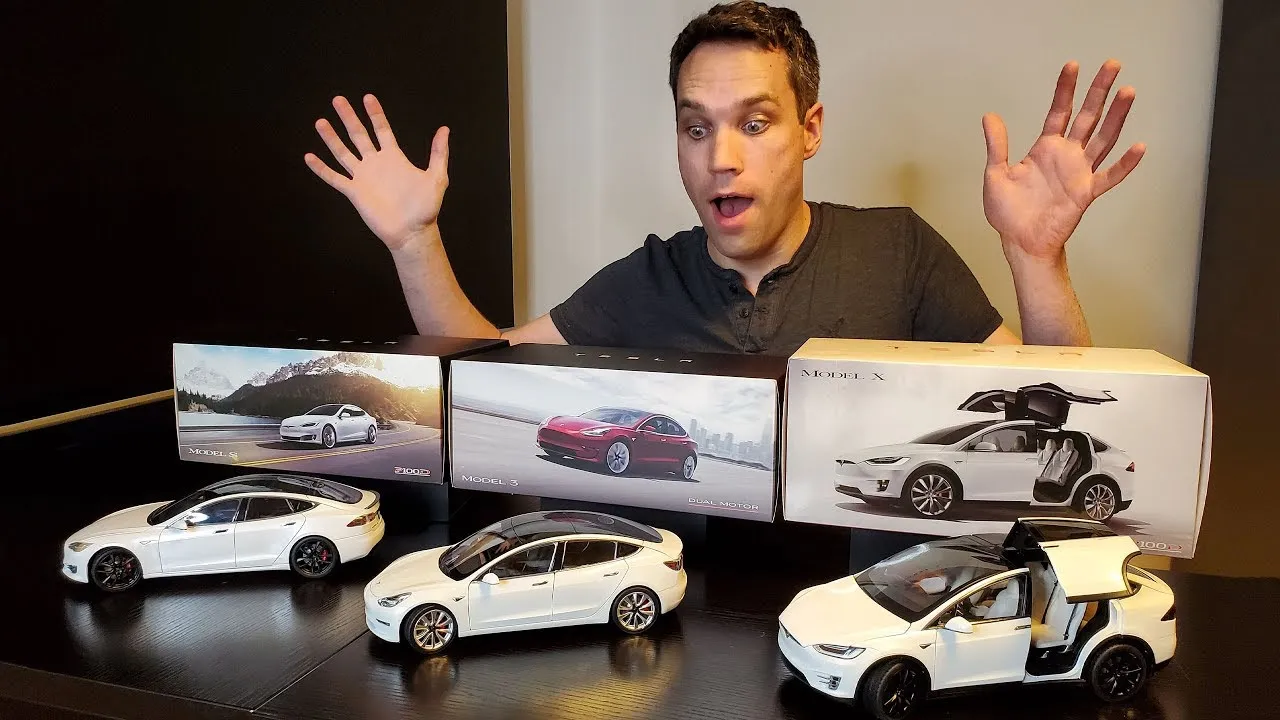 44922 tesla model x diecast