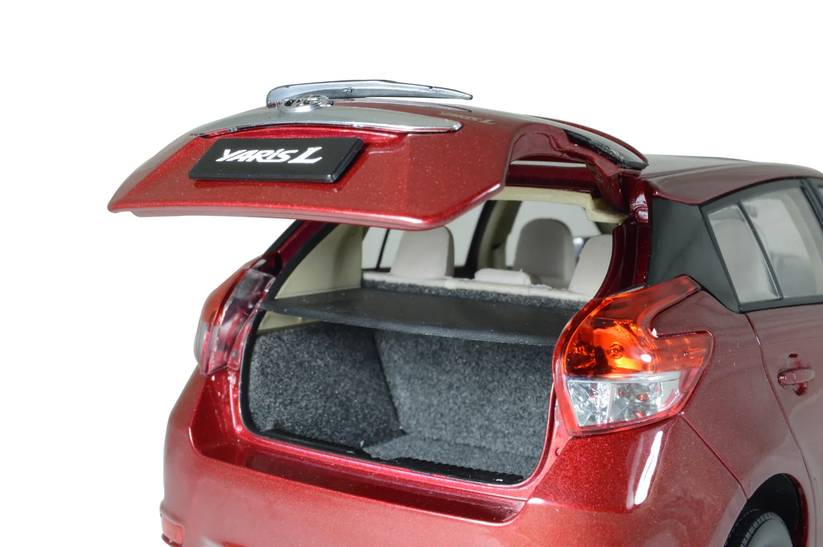 44939 yaris diecast models intro