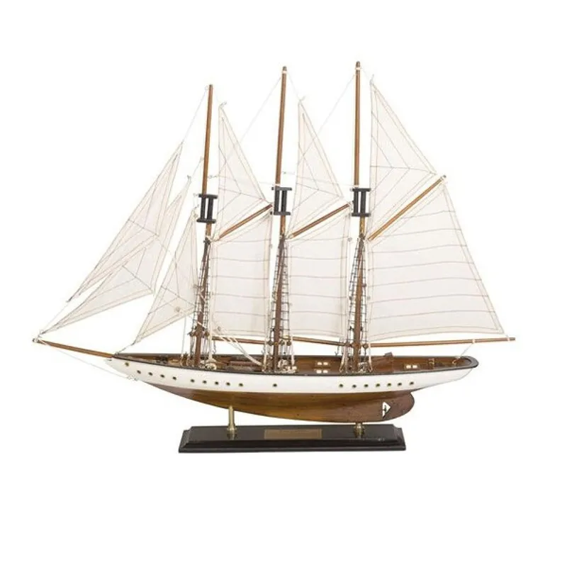 44944 model sailboat sailing