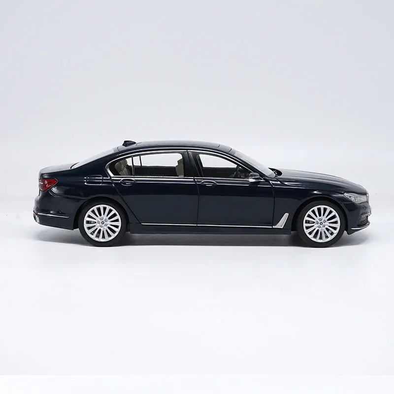 44966 bmw 750 alpina b7 diecast