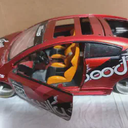 /img/44967-diecast-car-display.webp