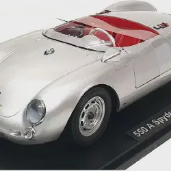 /img/44969-porsche-550-spyder-diecast-model-side-view.webp