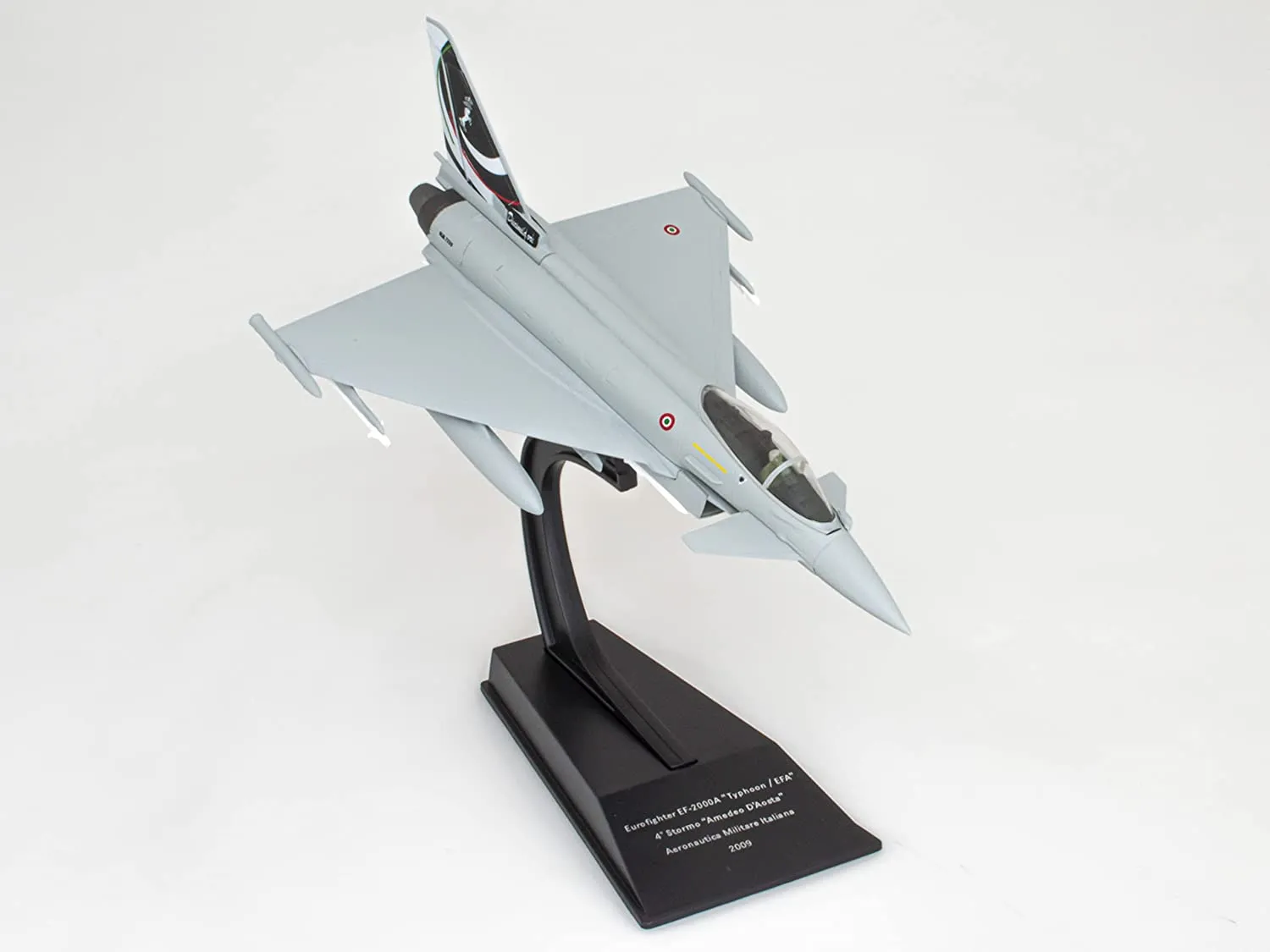 44971 eurofighter diecast model scale