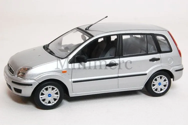 44972 ford fusion diecast collection