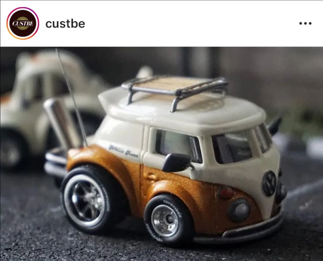 44974 bugatti chiron diecast