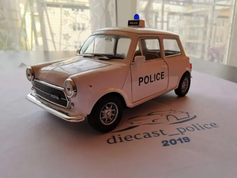 44976 police car collection