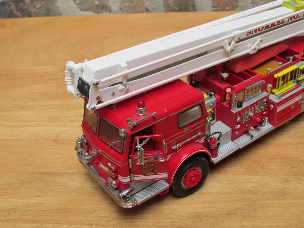 44981 historical fire truck model