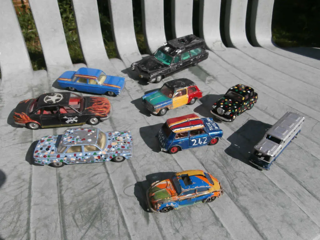 44988 diecast car painting