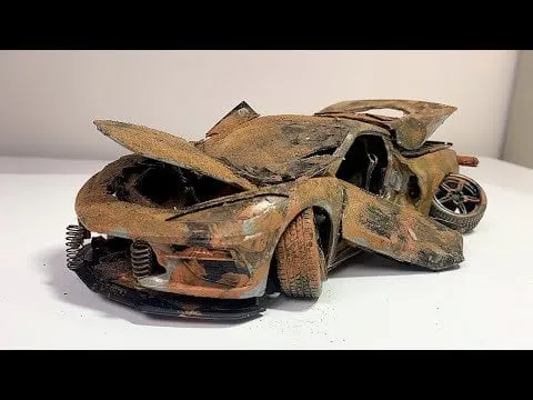 /img/44988-diecast-car-rust.webp