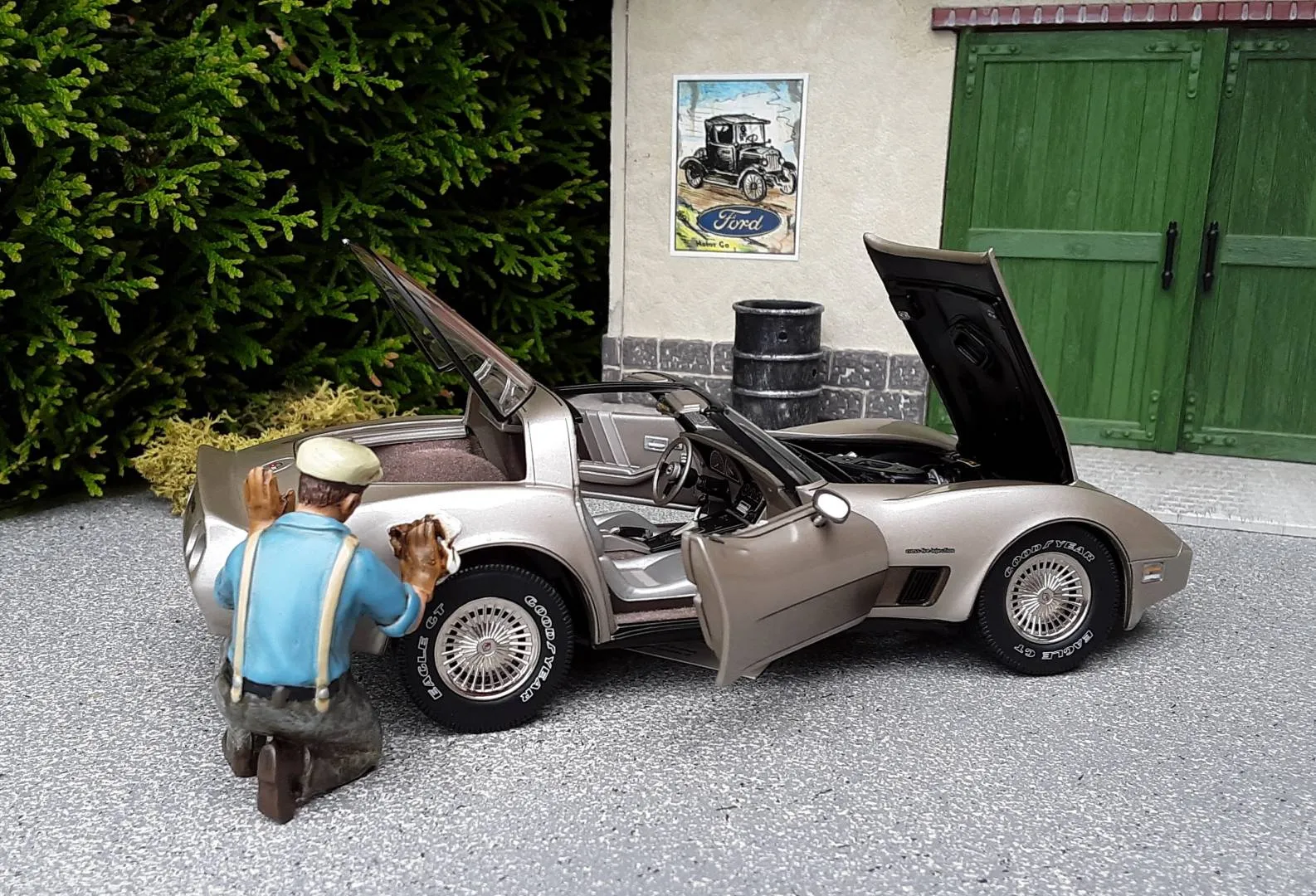 44993 diecast 76 corvette overview