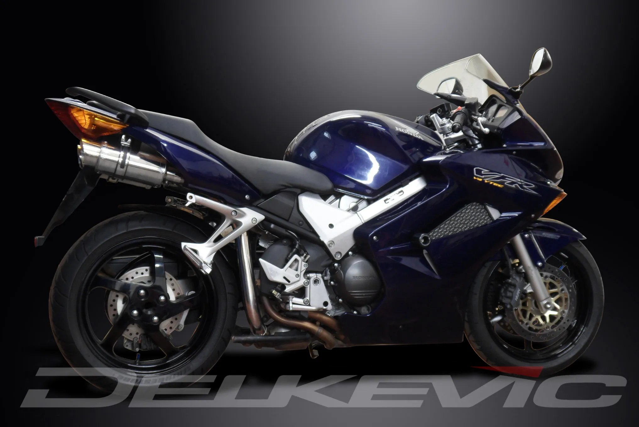 44995 2002 vfr800 diecast