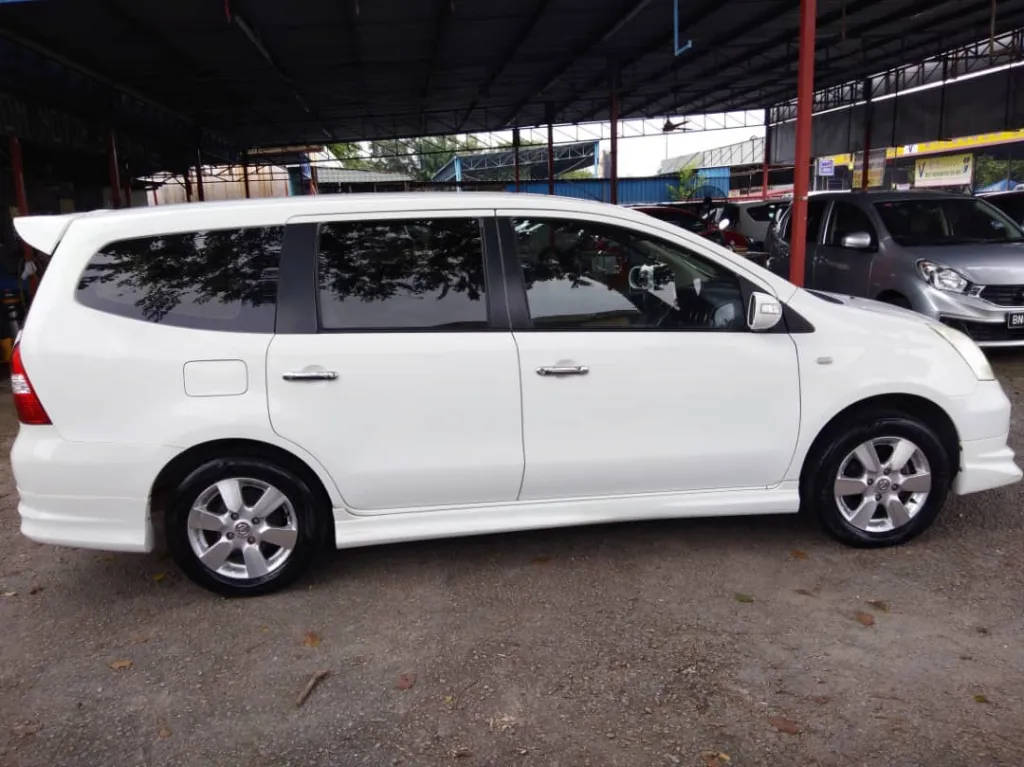 44997 diecast grand livina features