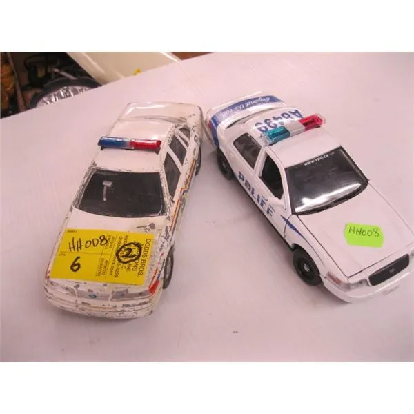 45003 diecast police car collectible