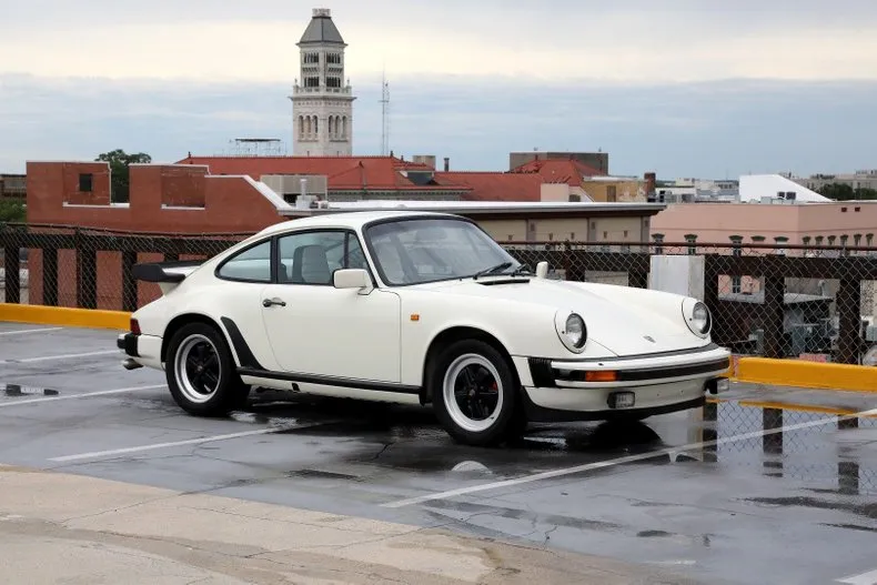 45026 porsche 911 sc diecast model 2