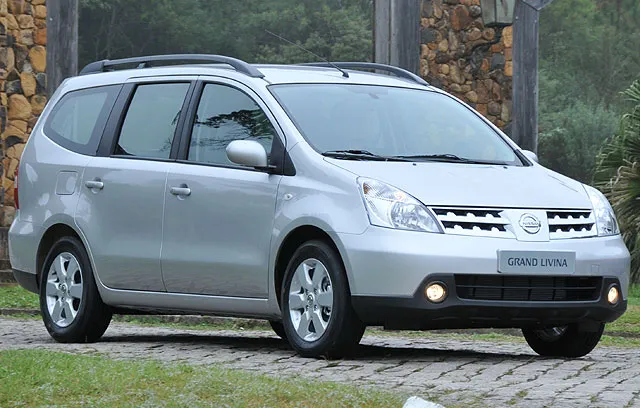 45063 grand livina detailing