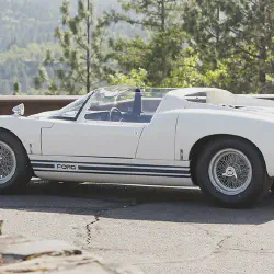 /img/45076-ford-gt40-diecast-store.webp