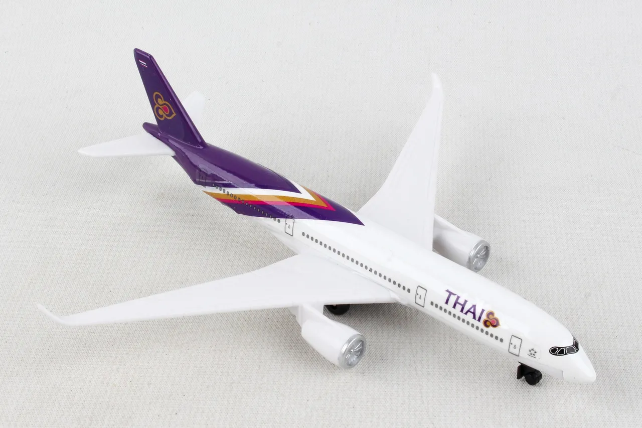 /img/45093-airplane-diecast-display-bangkok.webp